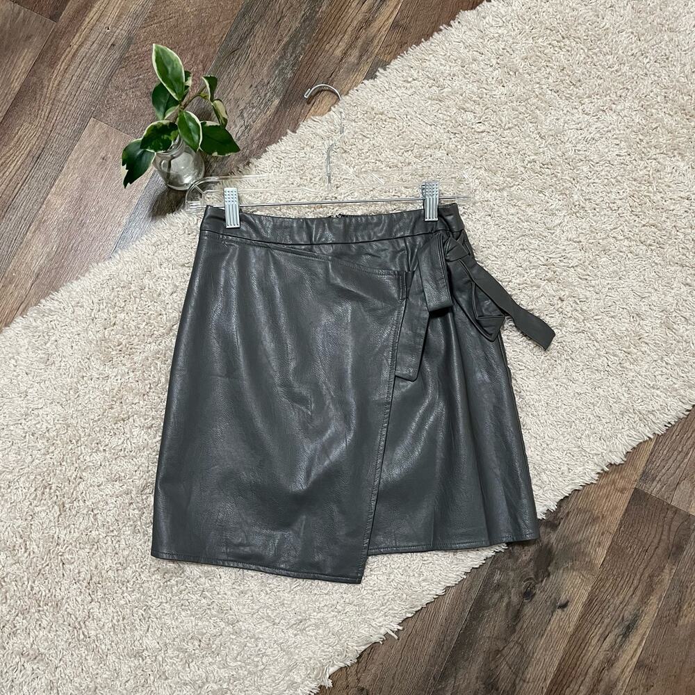 Seek The Label Size Small Gray Faux Leather Wrap Around Side Tie Mini Skirt